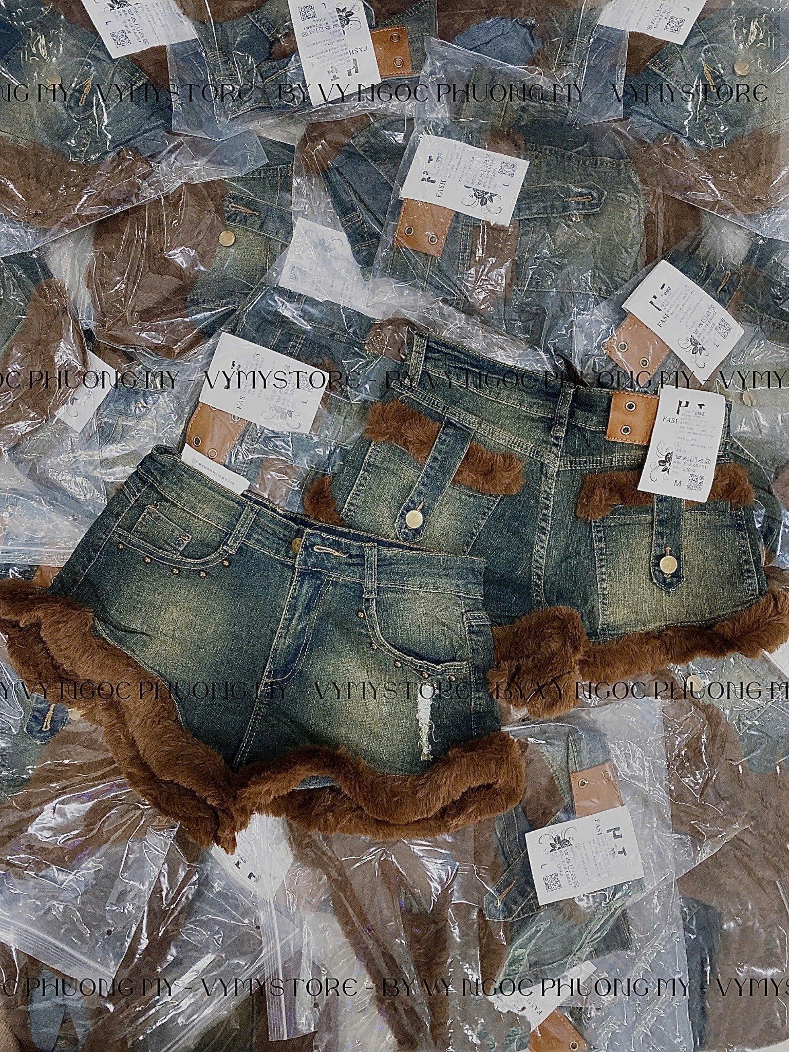  Quần short jeans phối lông nâu - E258 ( eo S<68, M<72, L<76 ) 