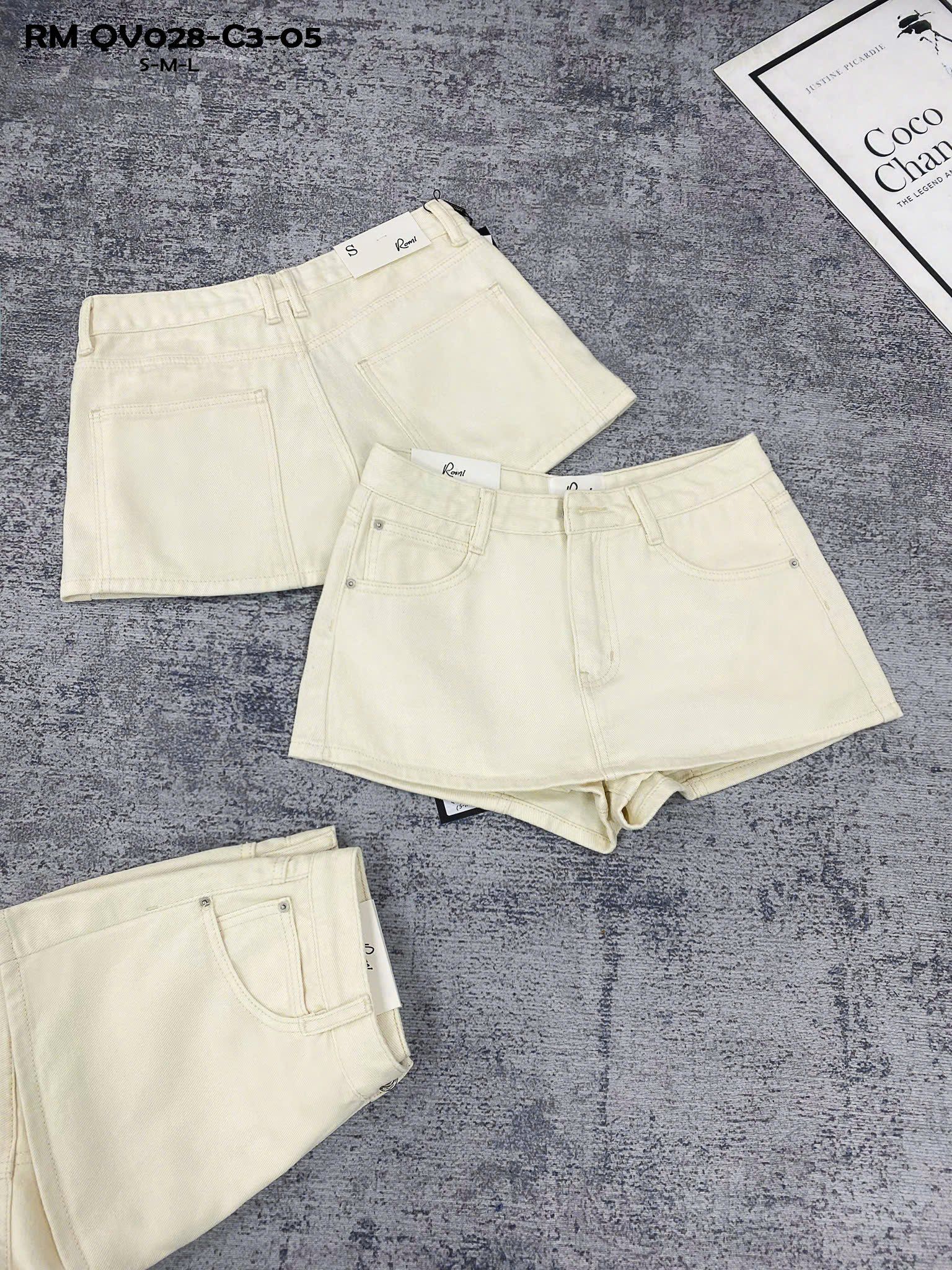  Quần giả váy form ngắn BASIC lưng bản  - KEM - C60 (EO S<68, M<72, L<76) 