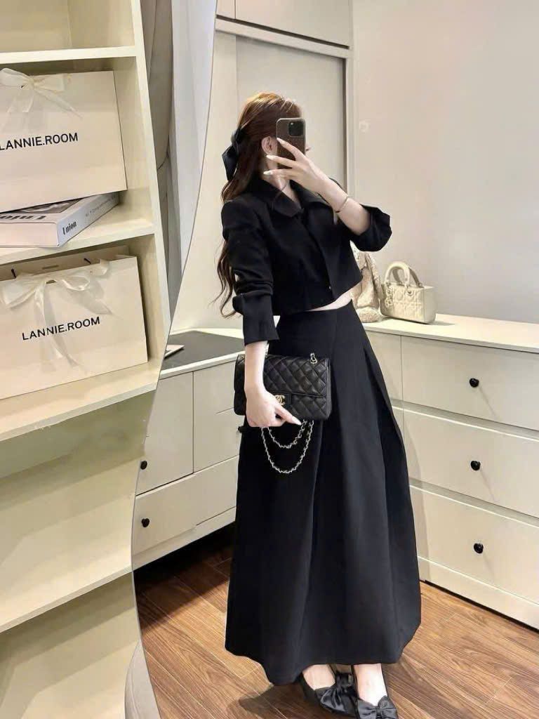  Set áo dài tay croptop mix chân váy xòe dáng dài - G239 (eo S<68, M<72) ( dài 93 cm ) 