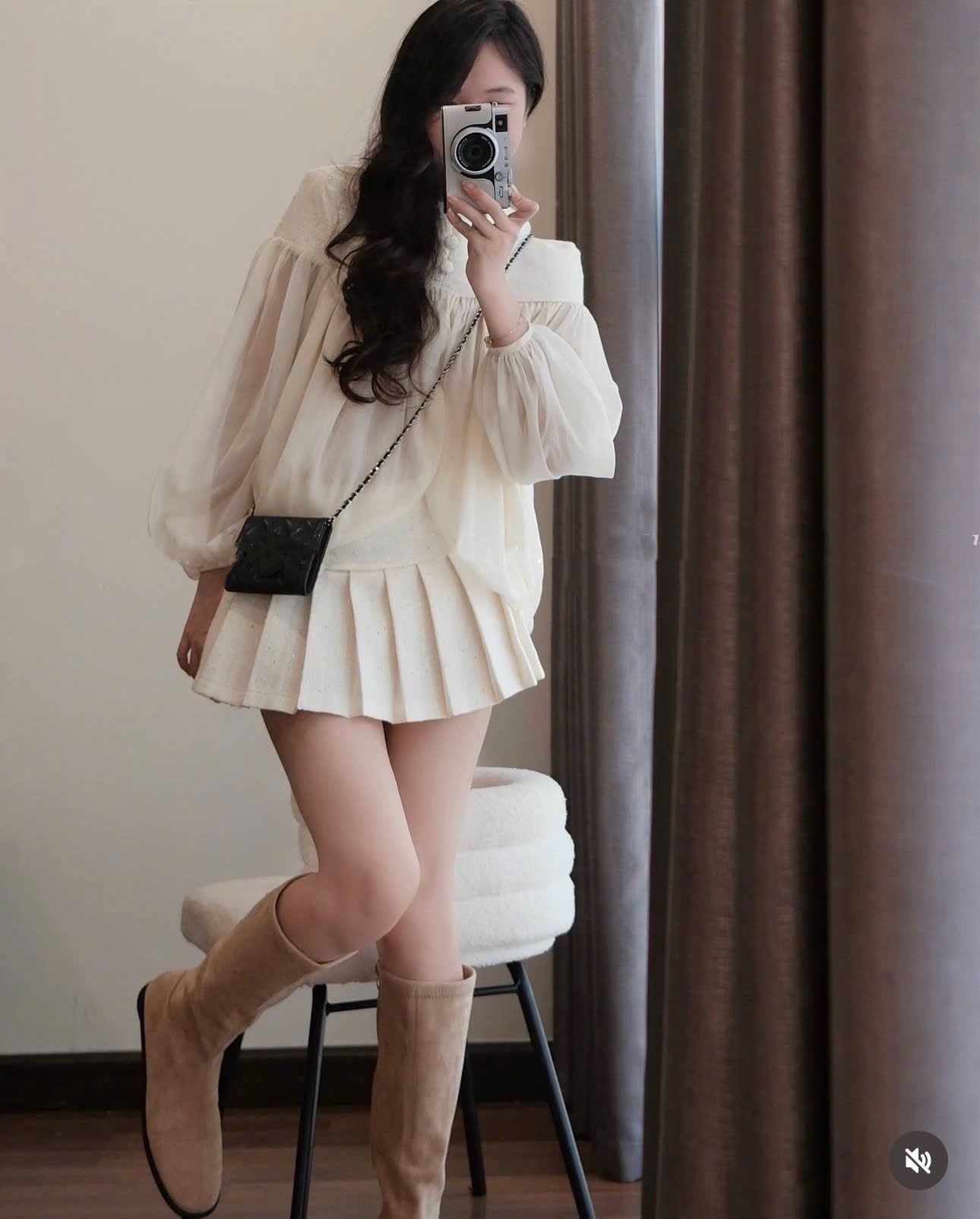  Set áo tơ phối dạ vai mix chân váy xếp ly  - C172 ( eo S<68, M<72 ) 