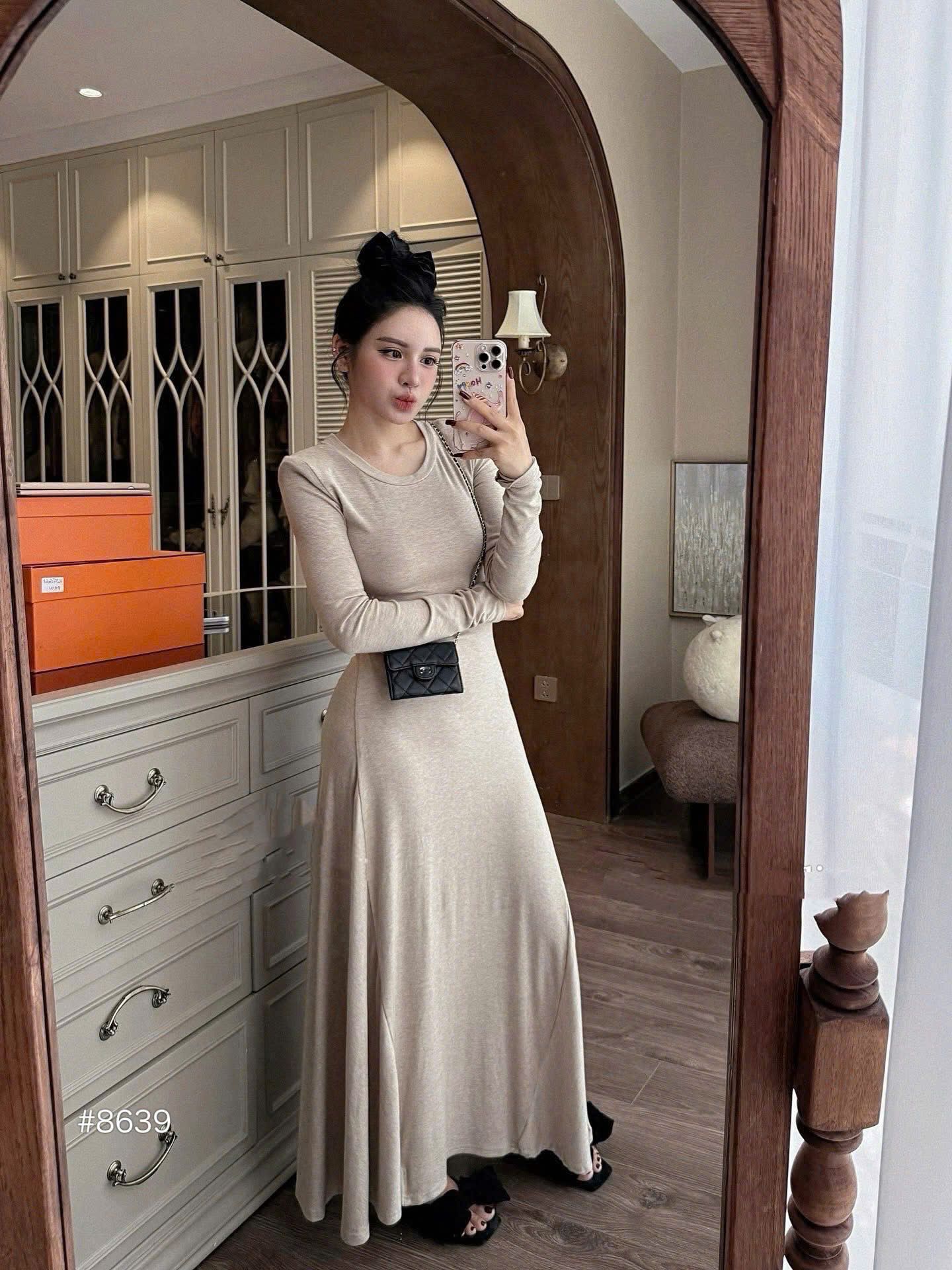  Đầm len tăm tay dài dáng xòe dài - BE - C184 