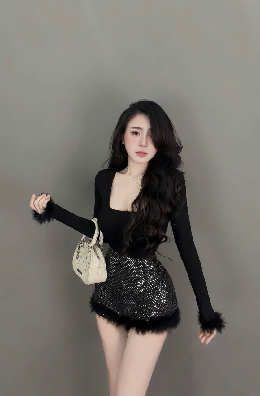  Set áo tay dài phối lông mix quần short ngắn kim sa viền lông - ĐEN - C192 (EO S<68, M<72) 