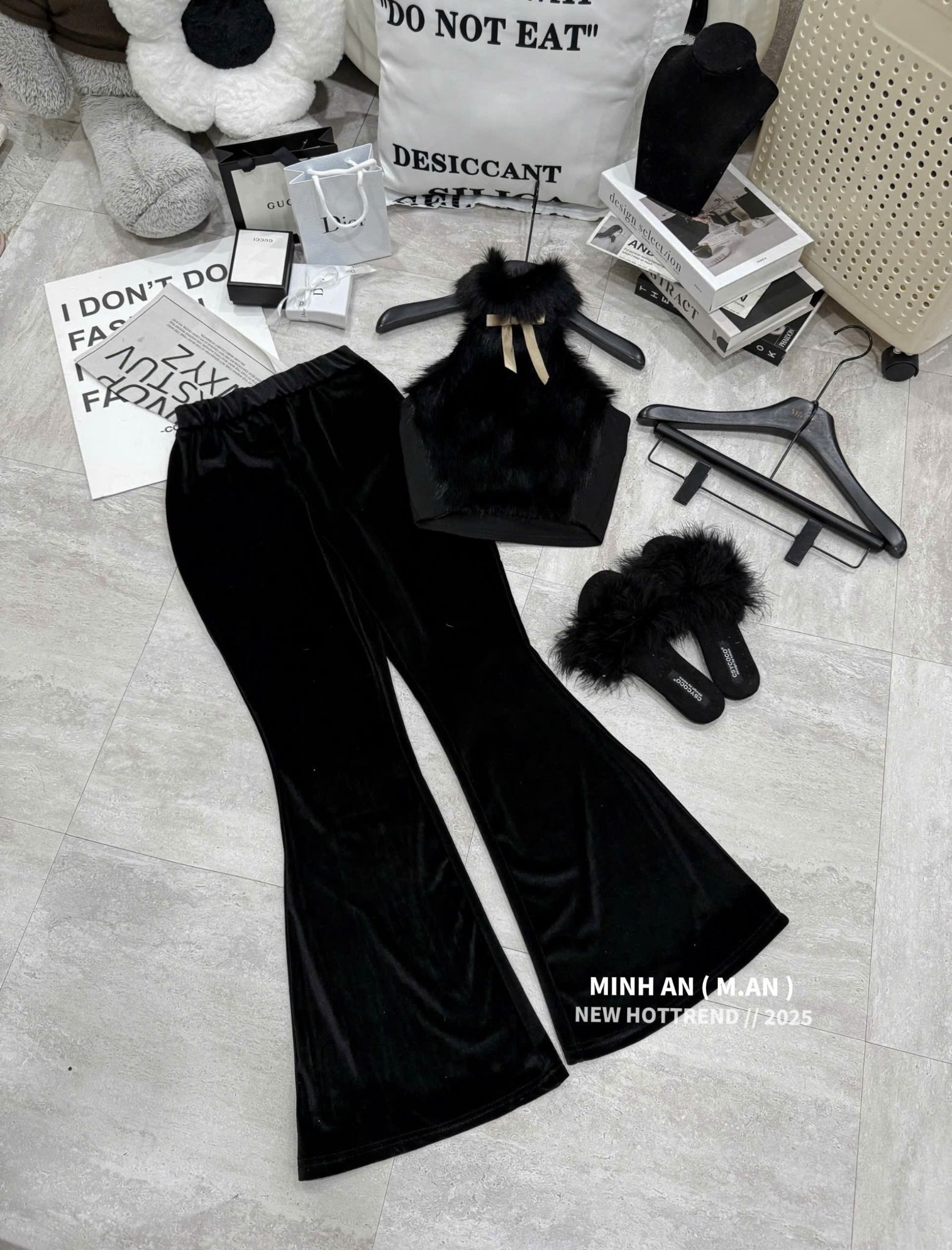  Set áo yếm lông đính nơ mix quần suông ống loe lưng chun chất nhung - ĐEN - C229 