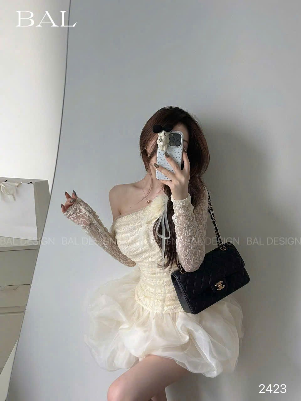  Váy ren lệch vai chiết eo đính hoa chân bồng tơ tiểu thư - C238 (eo S<68, M<72) 