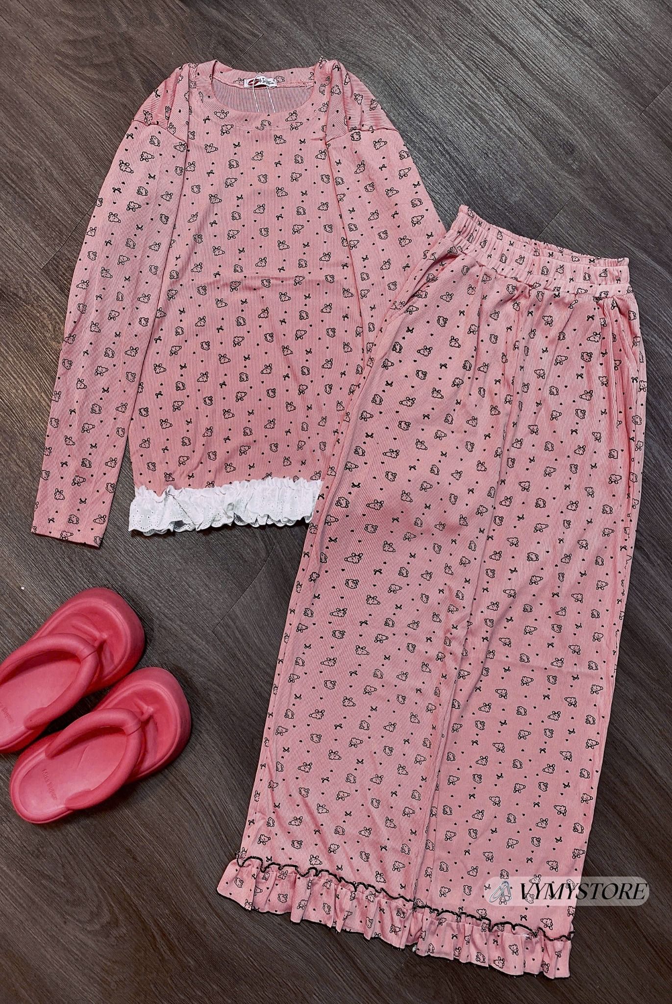  Set áo tay dài họa tiết THỎ mix quần suông phối ren - HỒNG - R14 - HÀNG SALE LỖ KO ĐỔI TRẢ DƯỚI MỌI HÌNH THỨC 