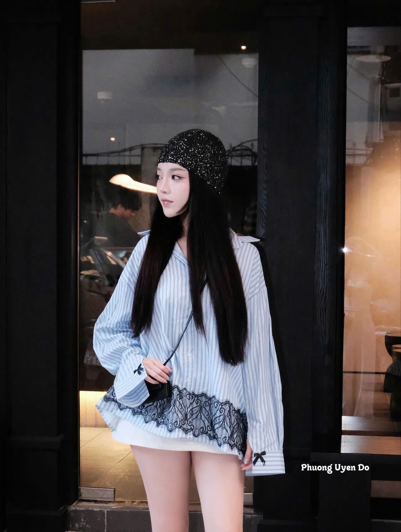  Áo sơ mi kẻ phối ren tay đính nơ form rộng - R72 