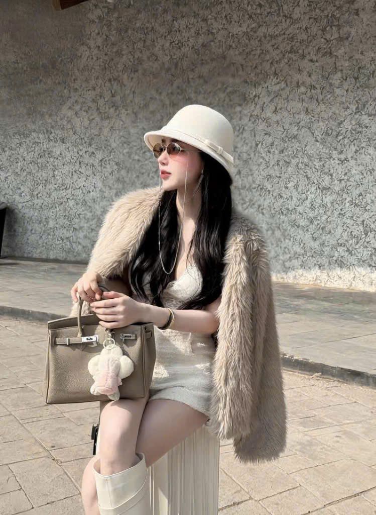  Áo khoác lông 2 lớp có lót sang chảnh hàng QC - NUDE - H26 ( DƯỚI 55,56KG DÀI 55CM ) 