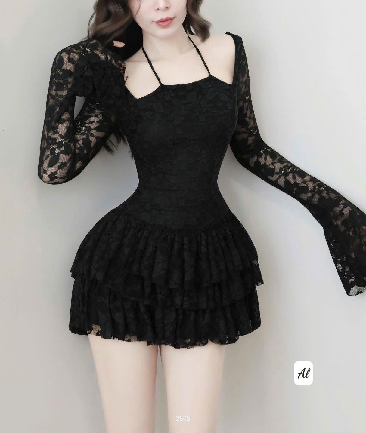  Đầm cổ yếm tay dài loe tùng kiểu tầng xòe - ĐEN - R199 ( S<52KG, M<58KG ) 