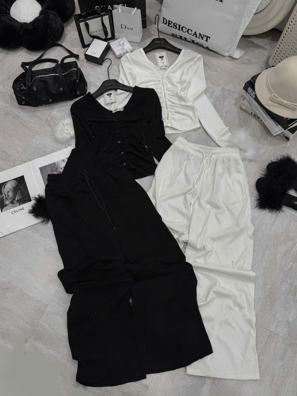  Set áo tay dài phối lông đính cúc mix quần suông dài lưng chun dây rút - TRẮNG - R195 