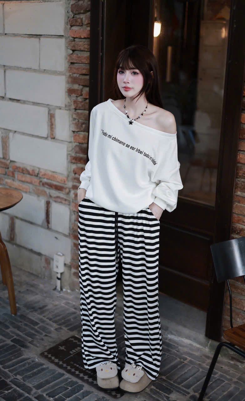  Set áo lệch vai in chữ mix quần suông rộng kẻ sọc - TRẮNG - R202 