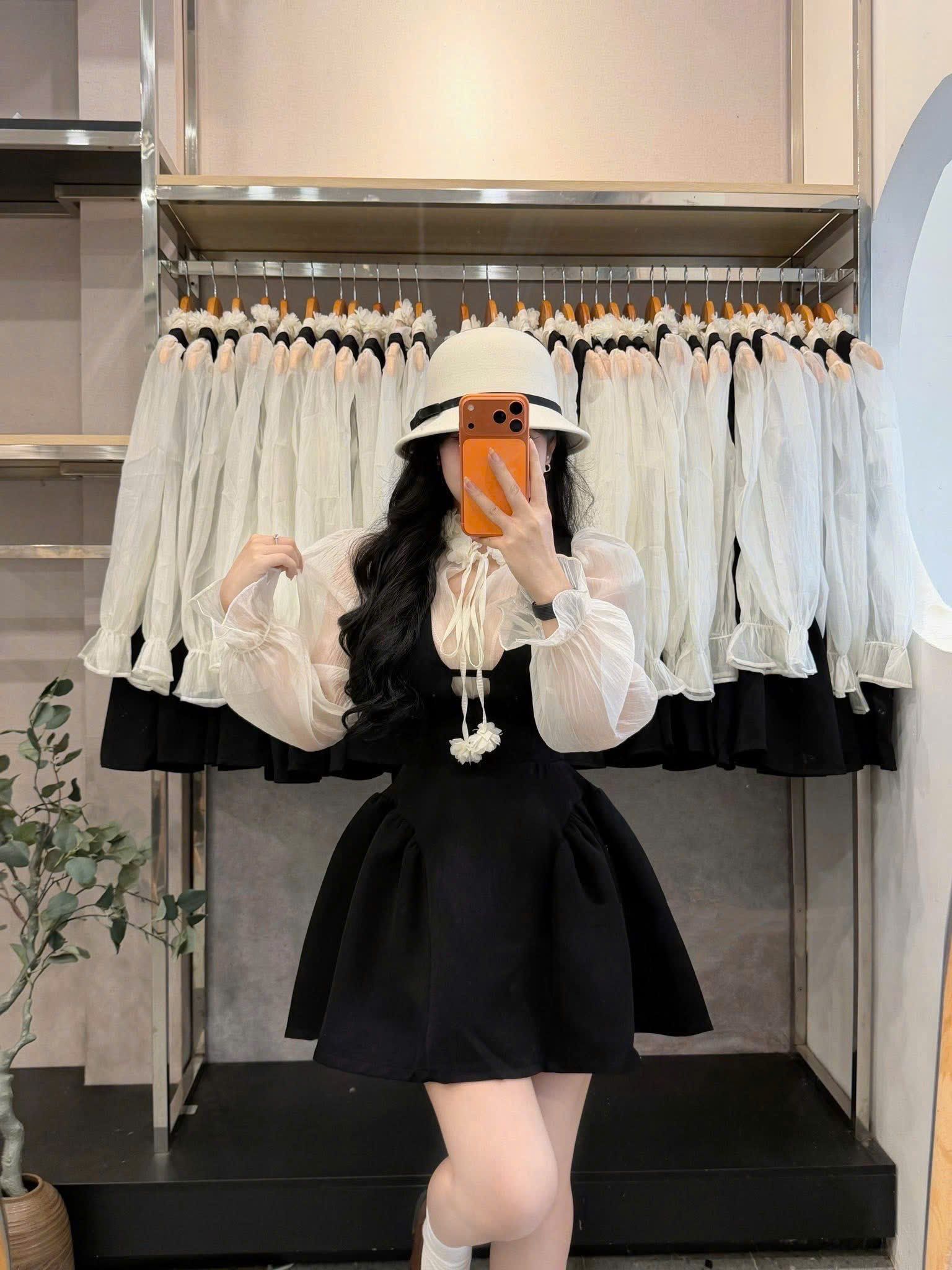  Set 2 món áo tơ đính dây cổ mix đầm yếm chân 2 bên bồng - H84 (EO S<68, M<72, L<76) 