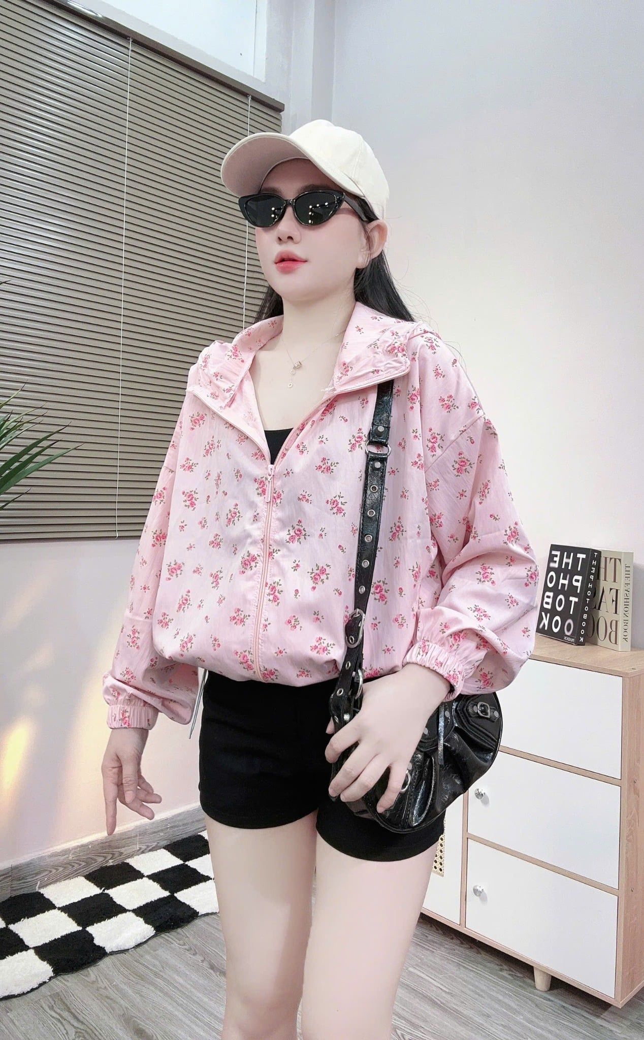  Áo khoác dù có nón lưng bo gấu họa tiết - HOA HỒNG - Z6 