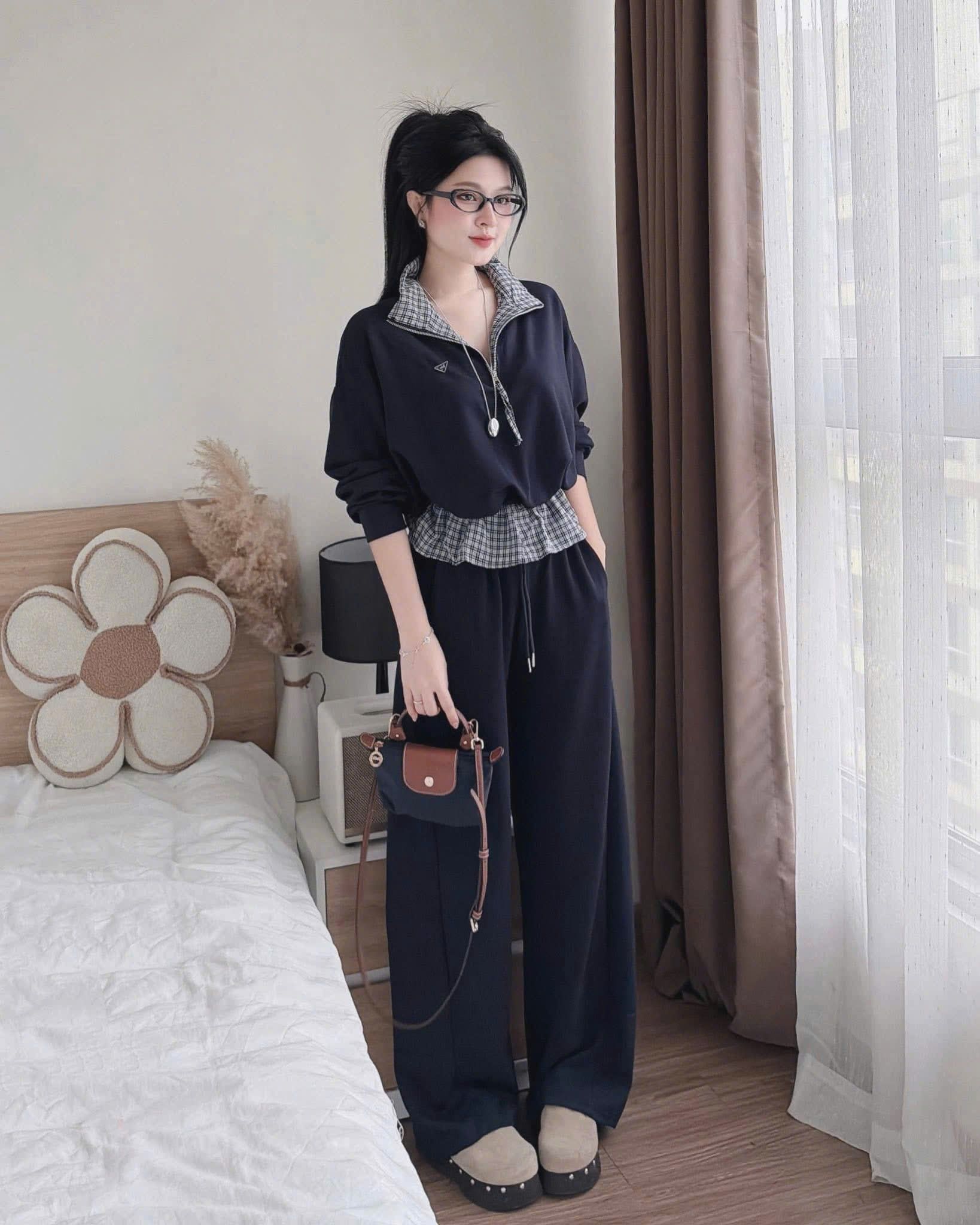  Set thể thao dây kéo phối kẻ sọc caro mix quần suông rộng - XANH - R239 