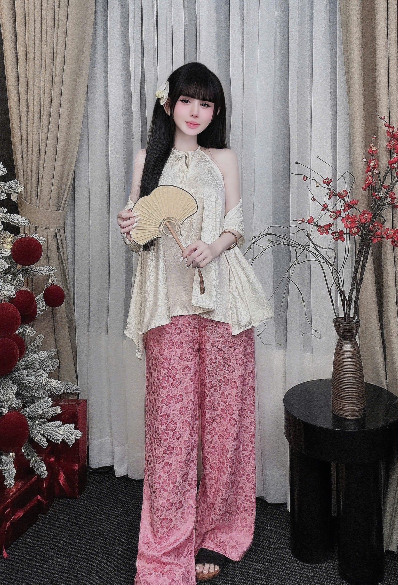  Set áo yếm kem vân hoa + quần suông lụa + choàng - Z41 ( lưng chun , áo dài 65cm , quần dài 103 ) 