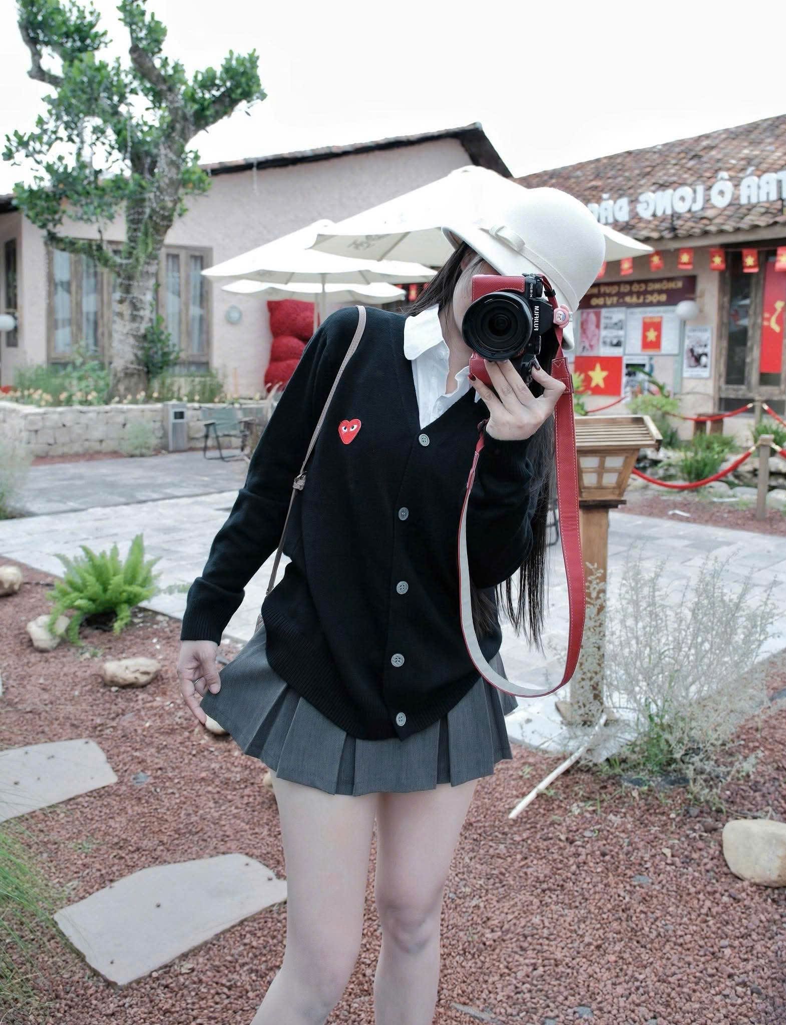  Áo khoác cadigan mỏng thêu tim siu dễ thương - ĐEN - S3 (HÀNG SALE LỖ KO NHẬN ĐỔI TRẢ DƯỚI MỌI HÌNH THỨC) 