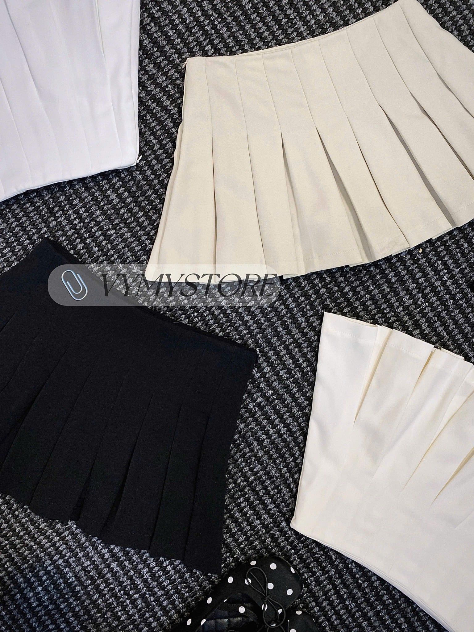  Chân váy xếp ly hàng đúp 2 lớp có lót quần - ĐEN - A62 ( eo S<68, M<72 ) 
