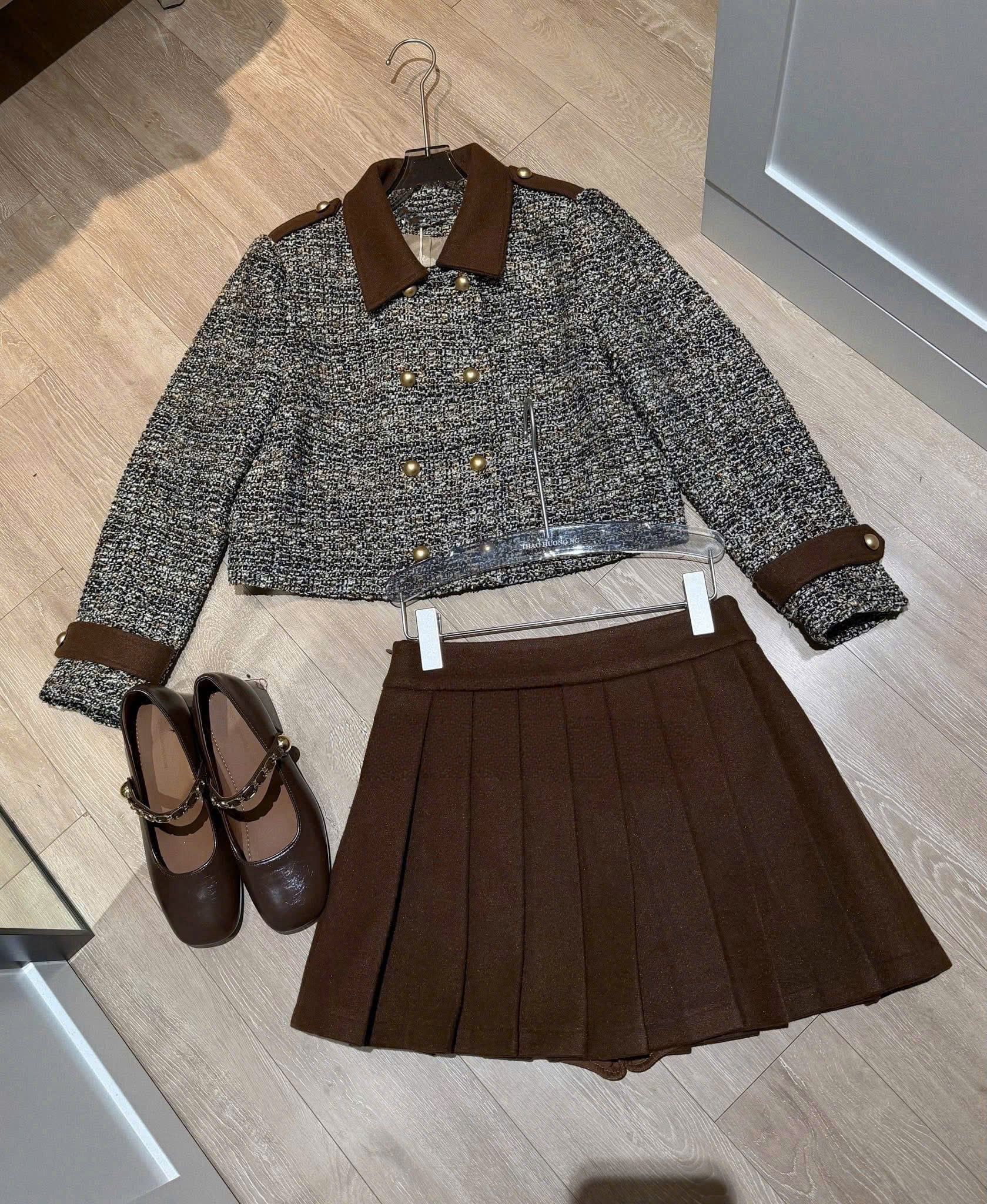  Set dạ siêu cấp áo đính cúc đồng mix chân váy xếp ly - S112 ( eo S<68, M<72 ) 