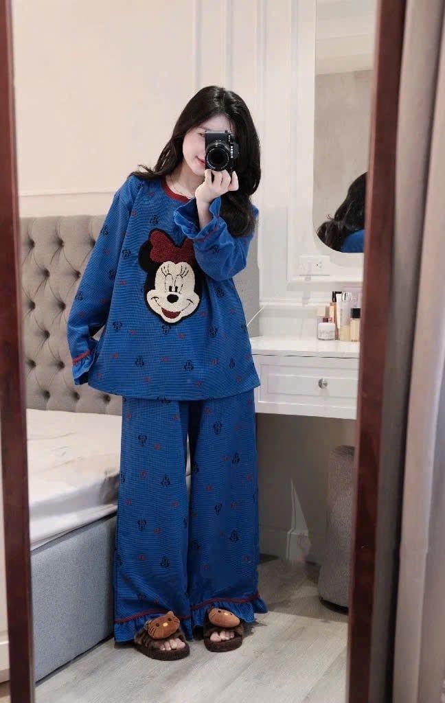  Set bộ áo tay dài họa tiết Mickey mix quần suông phối bèo - E92 