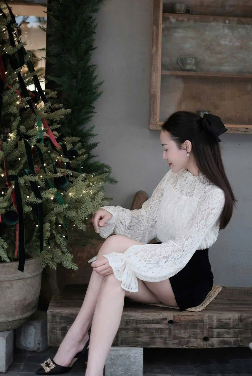  Set 3 món áo 2s kèm áo ren tay dài mix chân váy A - E95 (EO S<68, M<72) 