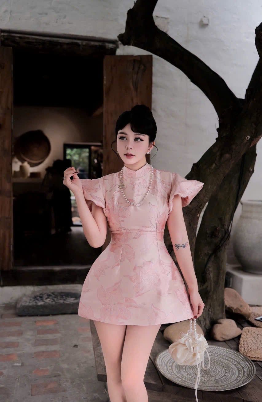  Đầm cách tân cổ tàu dáng A vân hoa - HỒNG - E108 (EO S<68, M<72) 
