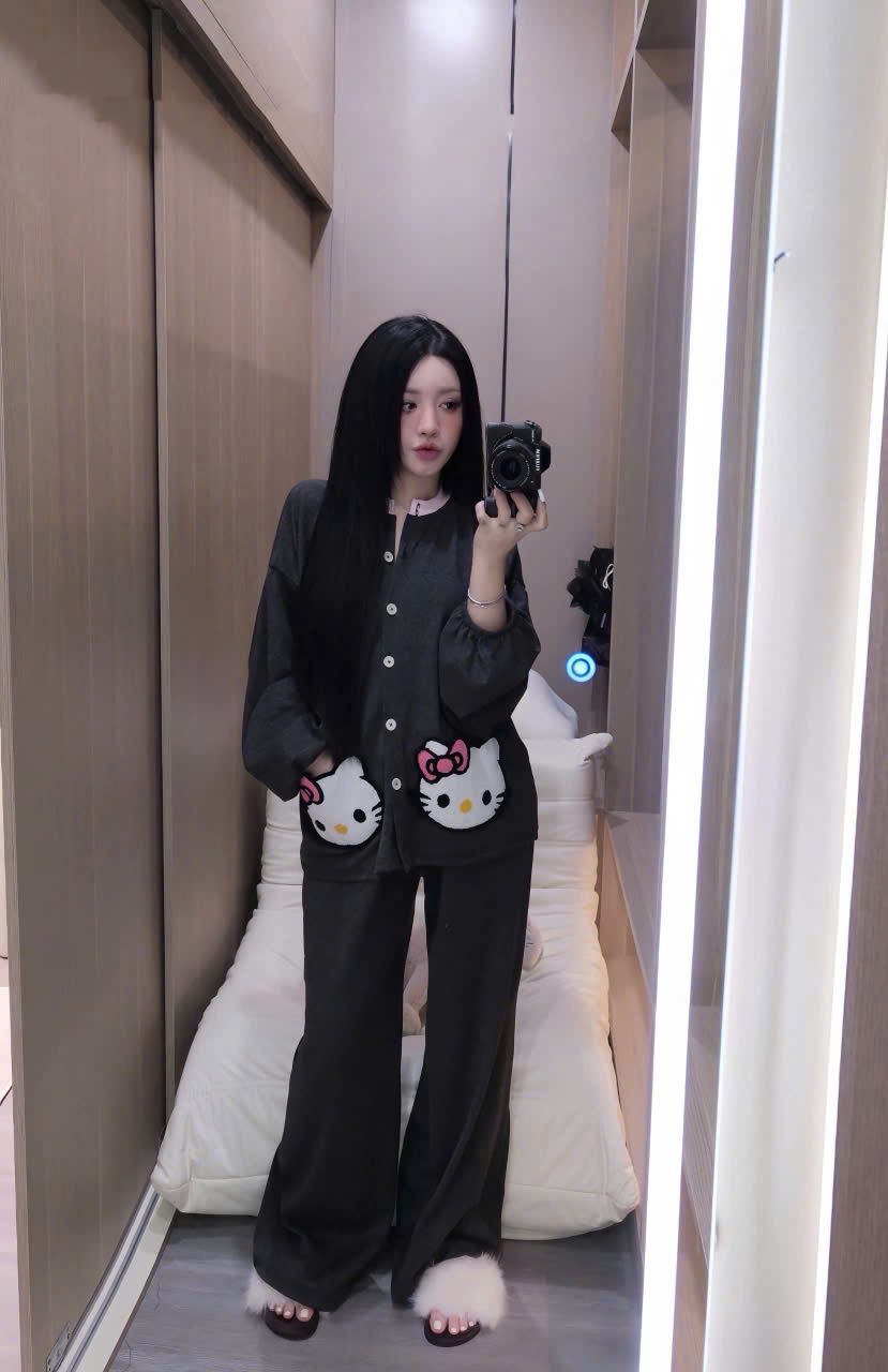  Set bộ áo tay dài túi HELLO KITTY mix quần suông - G84 