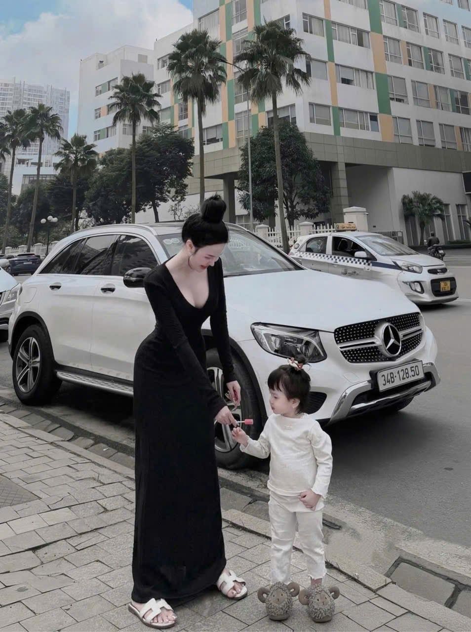  Váy len thừng cổ tim dáng dài hack dáng - ĐEN - S186 