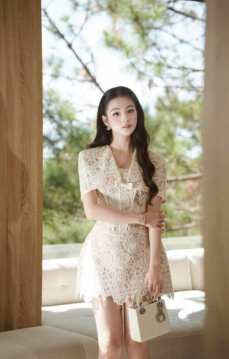  Set 2 món váy quây ren kèm choàng ren tiểu thư - Z65 (EO S<68, M<72, L<76) 