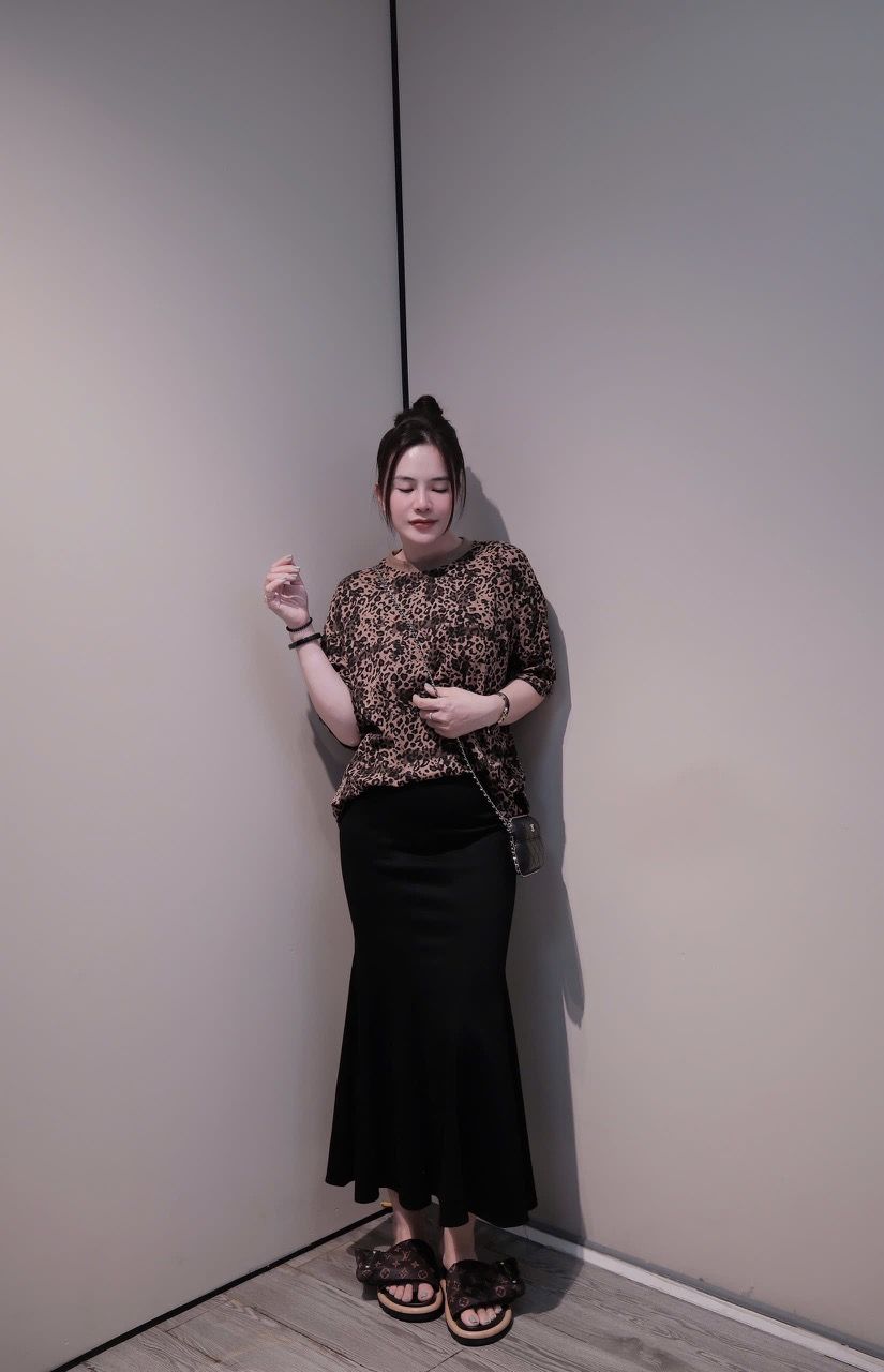  Set áo phông form rộng da beo mix chân váy đuôi cá dài - Z66 