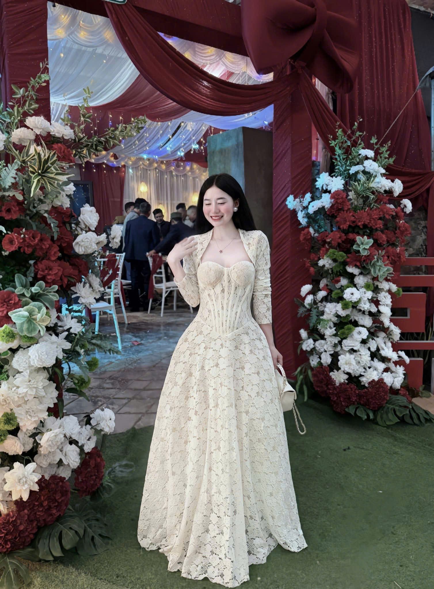  Set 2 món đầm ren 2s kèm choàng ngoài chiết eo dáng dài siêu HOT - Z191 (EO S<68, M<72, L<76) - DÀI 130CM 