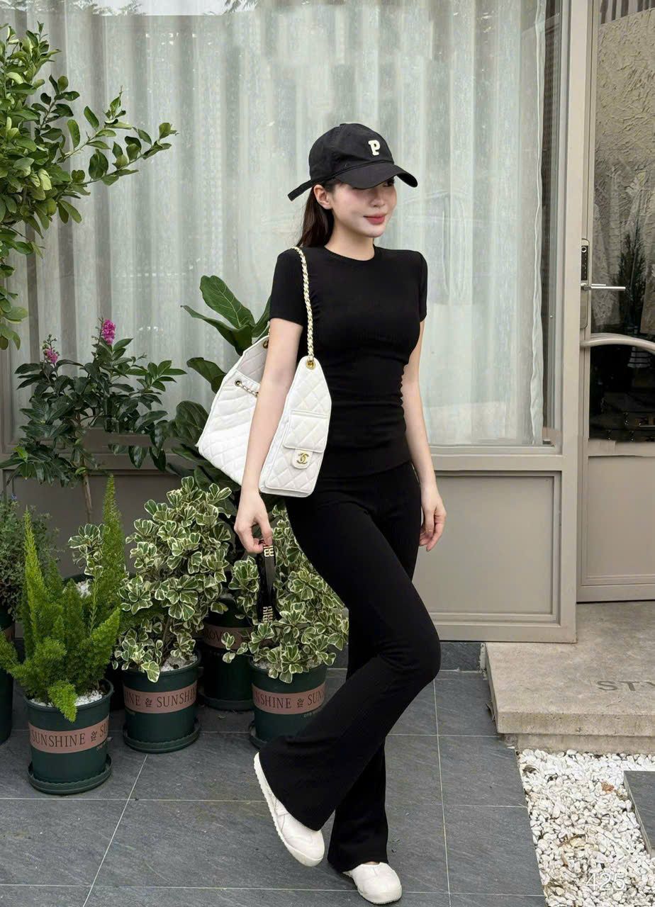  Set áo thun gân cộc tay mix quần suông ống loe - ĐEN - S205 