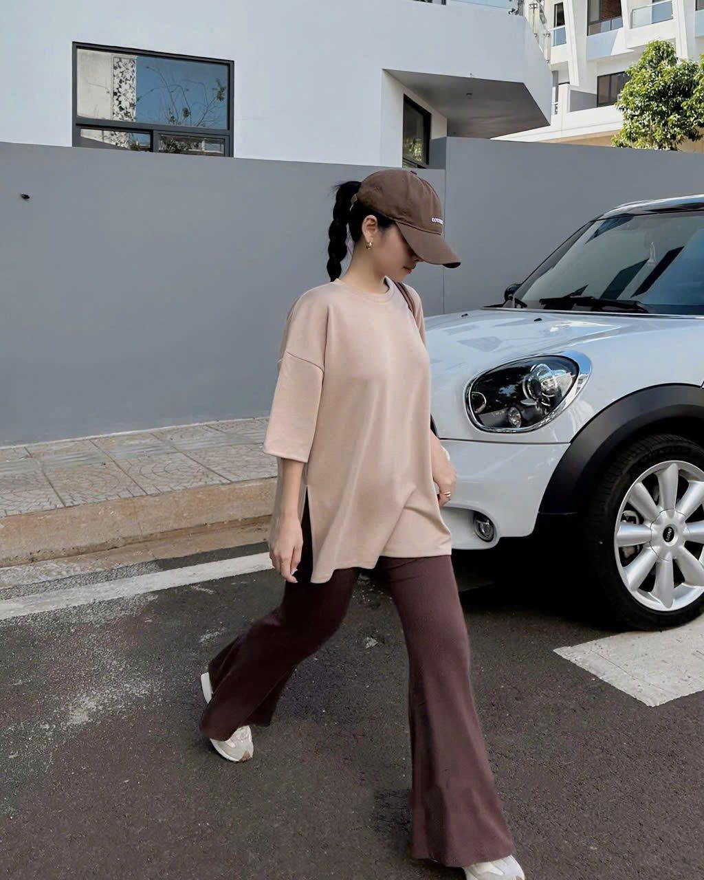  Set áo phông xẻ tà form rộng mix quần suông ống loe - BE - B94 (TÍNH MÀU ÁO) 