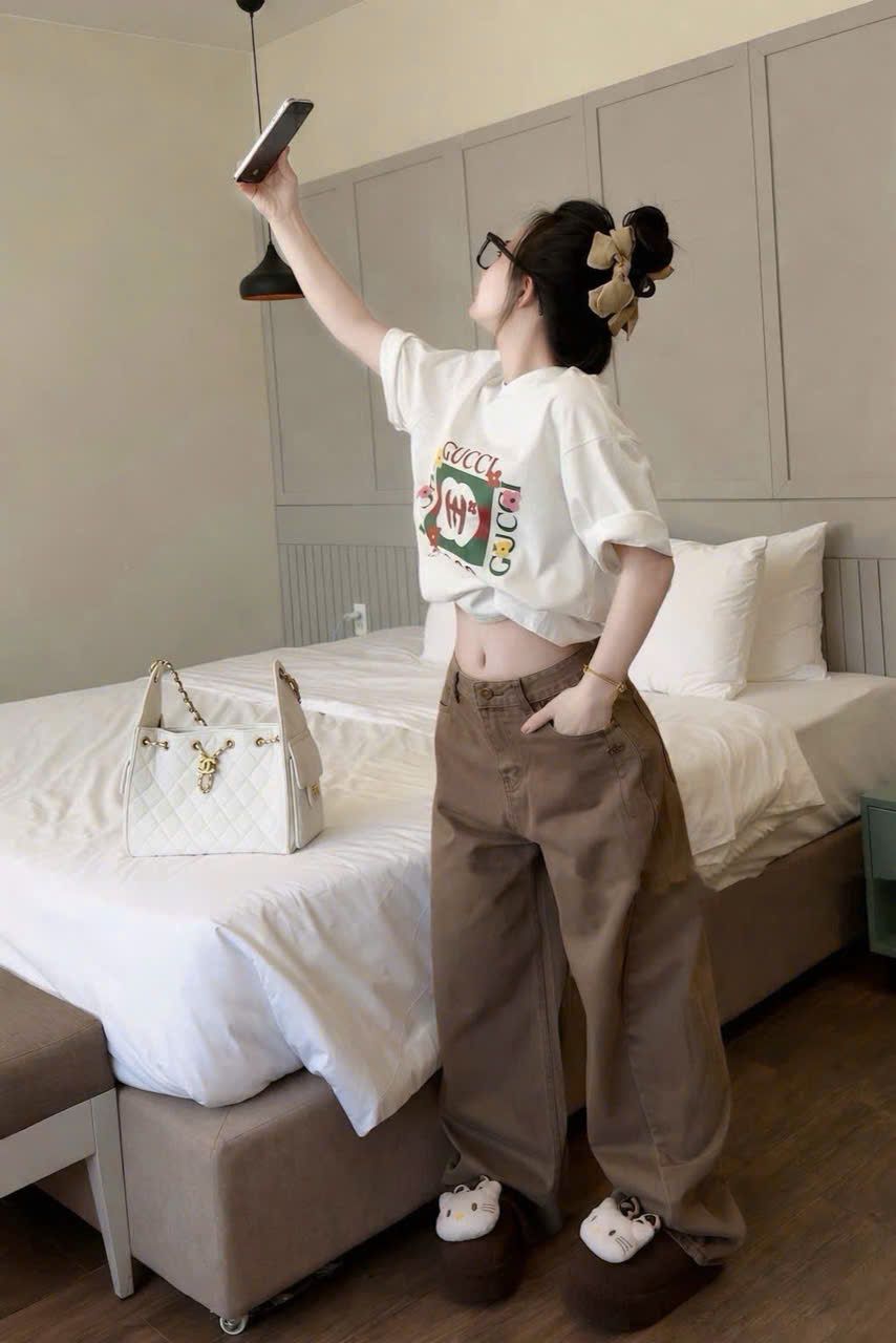  Áo thun form rộng in họa tiết GUCCI - TRẮNG - B105 