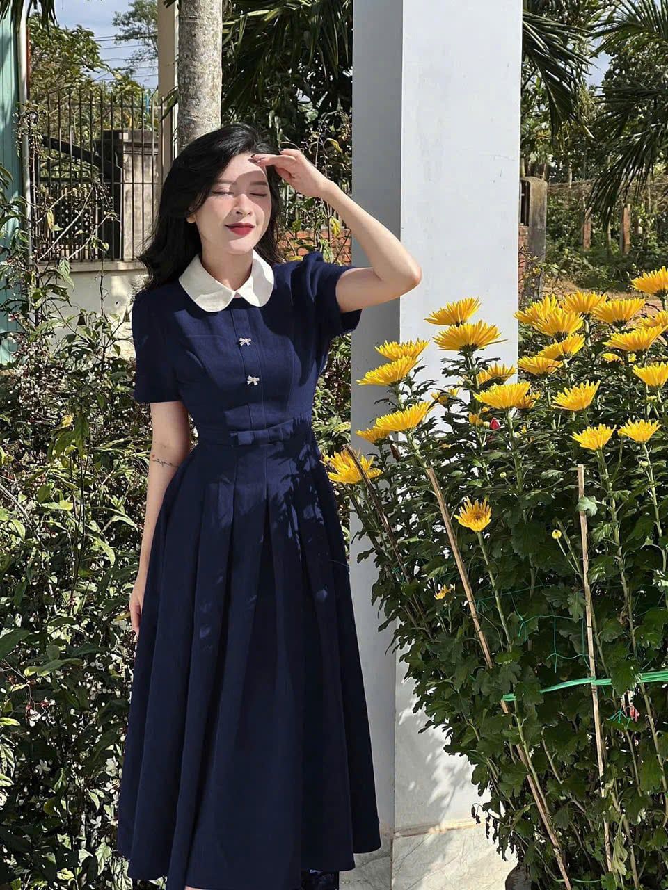  Đầm cổ sen dáng dài xòe đính cúc nơ tiểu thư - XANH - Q27 (EO S<68, M<72, L<76) 
