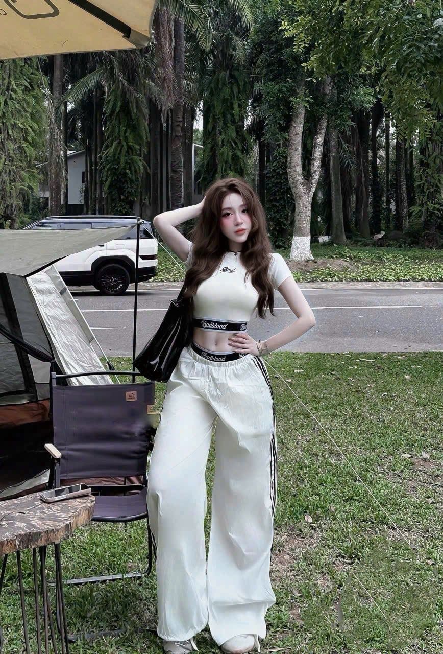  Set áo thun croptop Badblood mix quần suông phối cạp - TRẮNG - K82 