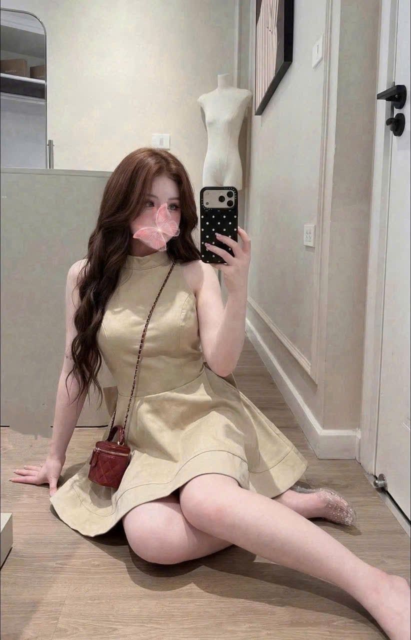  Váy sát nách cổ yếm hở lưng đính nơ dáng ngắn - K86 (EO S<68, M<72) 