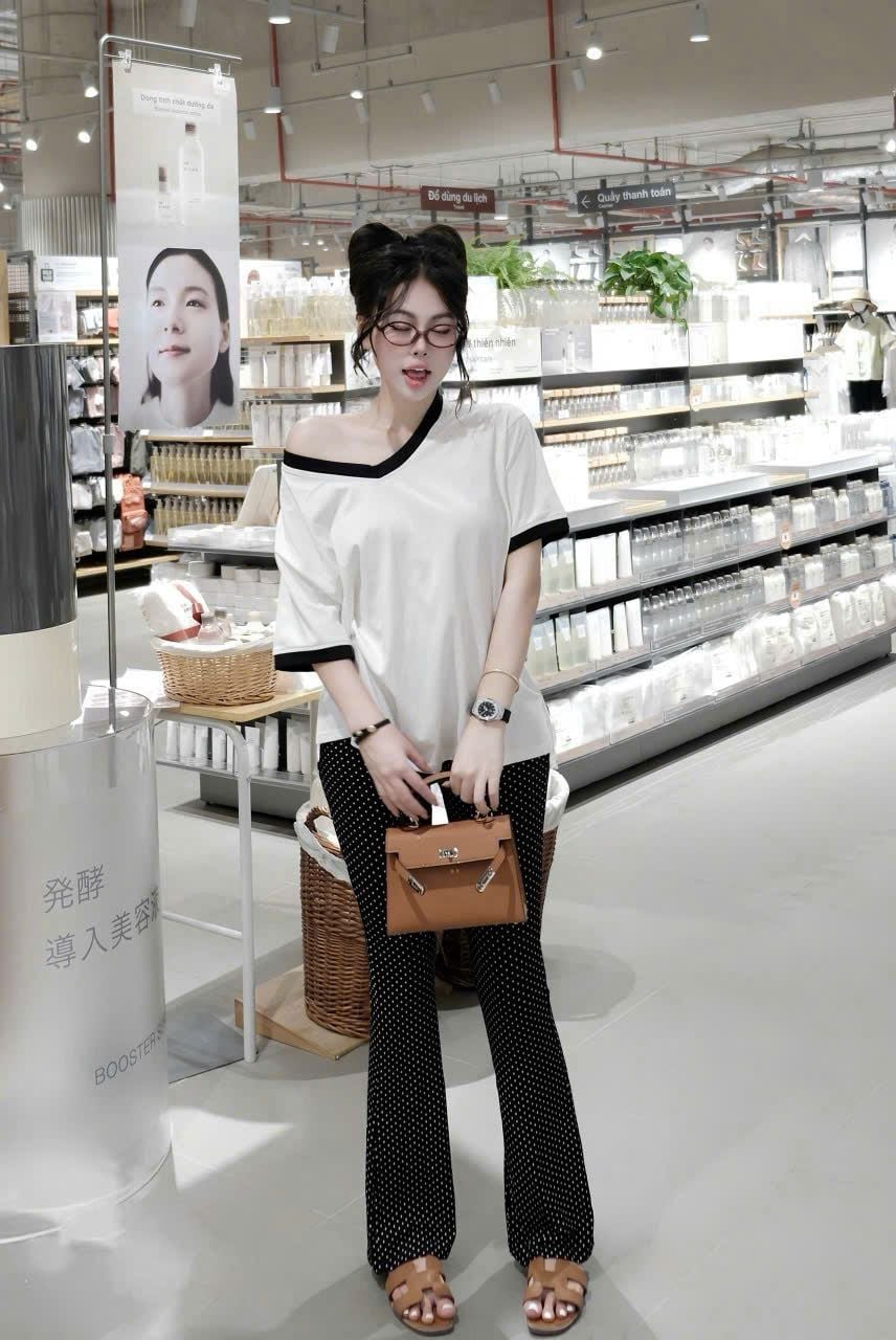  Set áo phông cổ viền line mix quần suông ống loe chấm bi - K171 