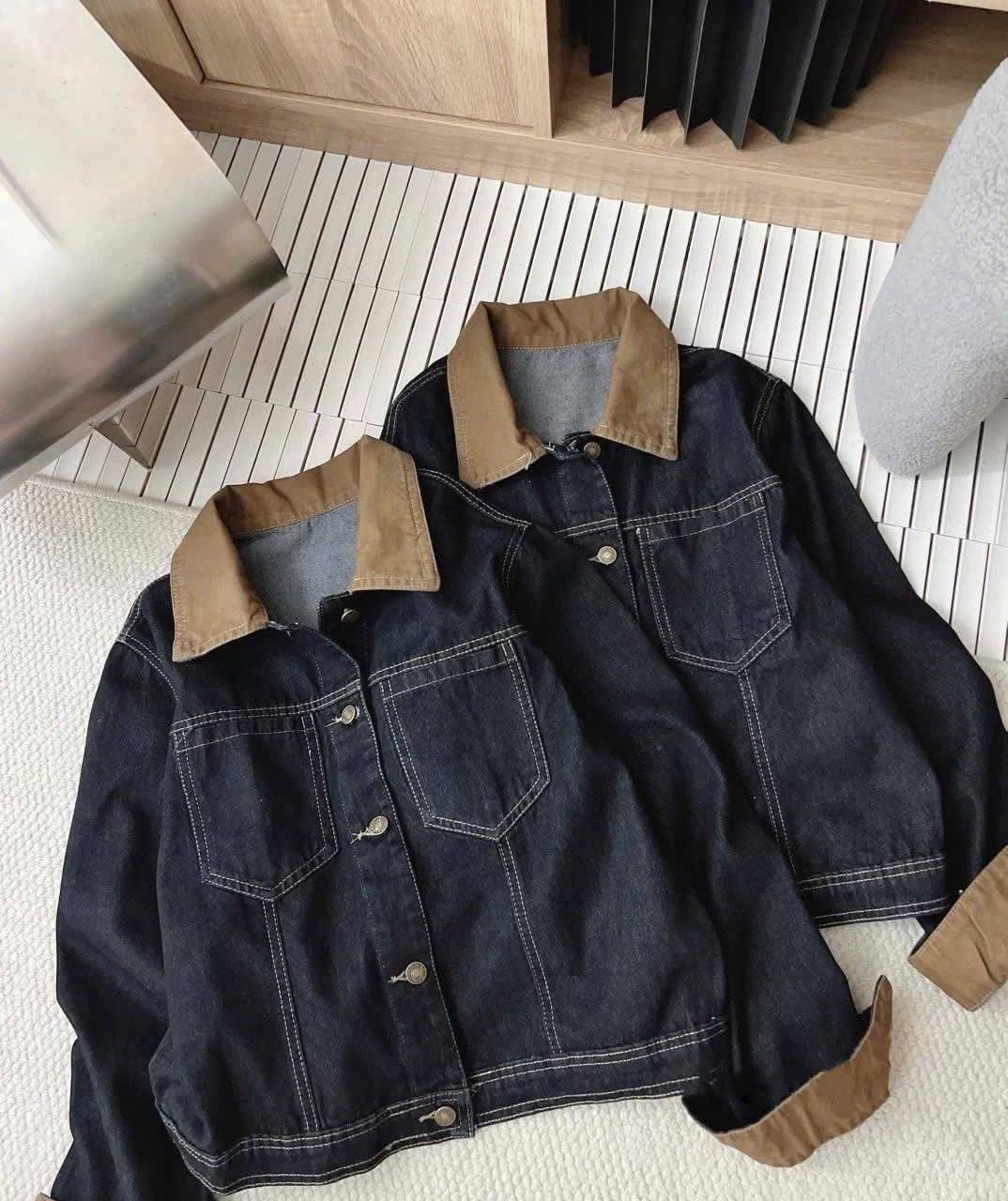  Áo khoác bò phối cổ viền chỉ đính cúc - Z4 