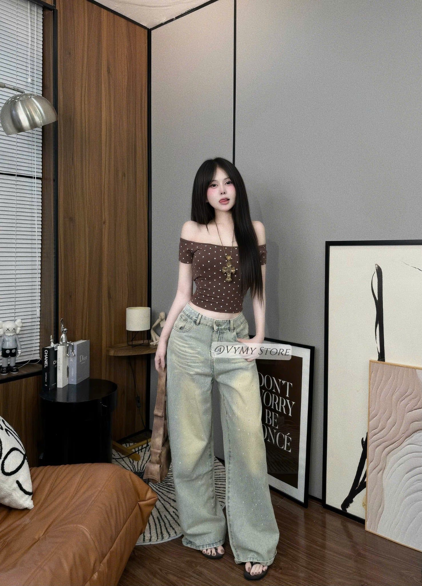  Áo trễ vai hoạ tiết chấm bi tôn dáng - NÂU - G217 