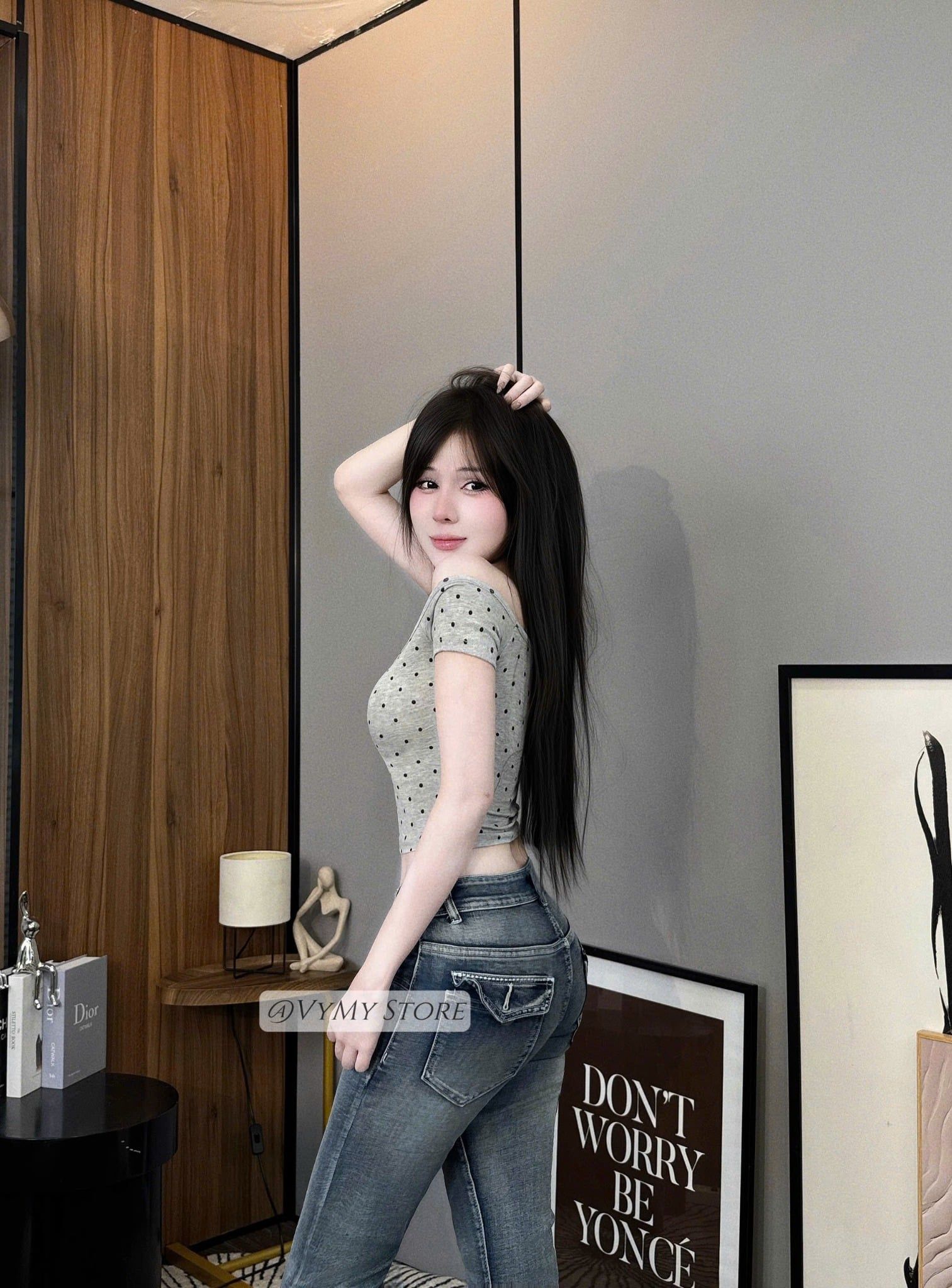  Áo trễ vai hoạ tiết chấm bi tôn dáng - XÁM - G218 