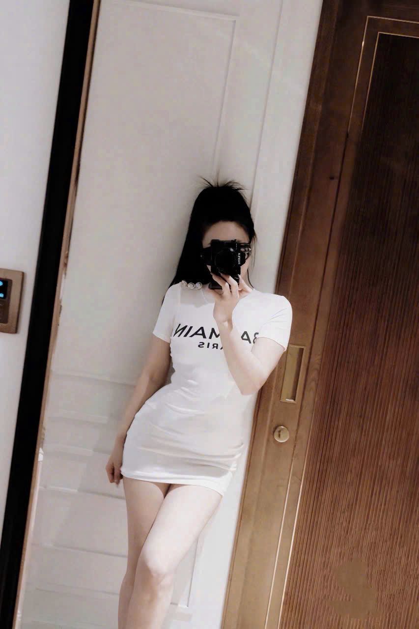  Váy body cộc tay BALMAIN dáng ngắn chất co dãn - TRẮNG - E174 