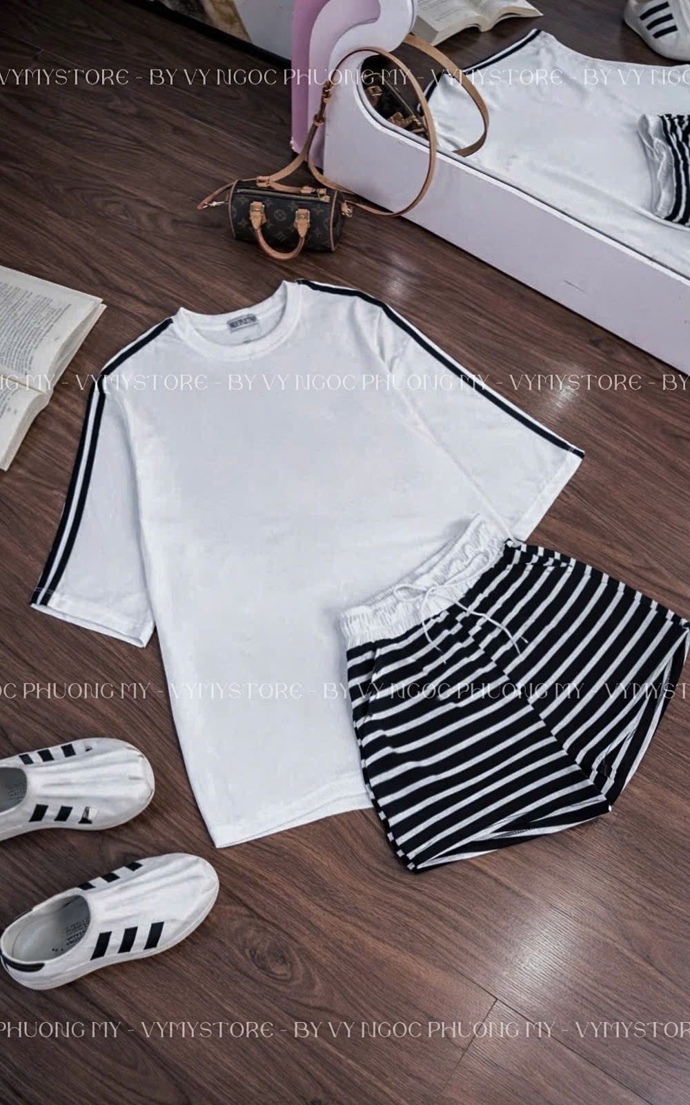  Set áo phông tay lở sọc vai mix quần ngắn kẻ sọc lưng chun - TRẮNG - K42 