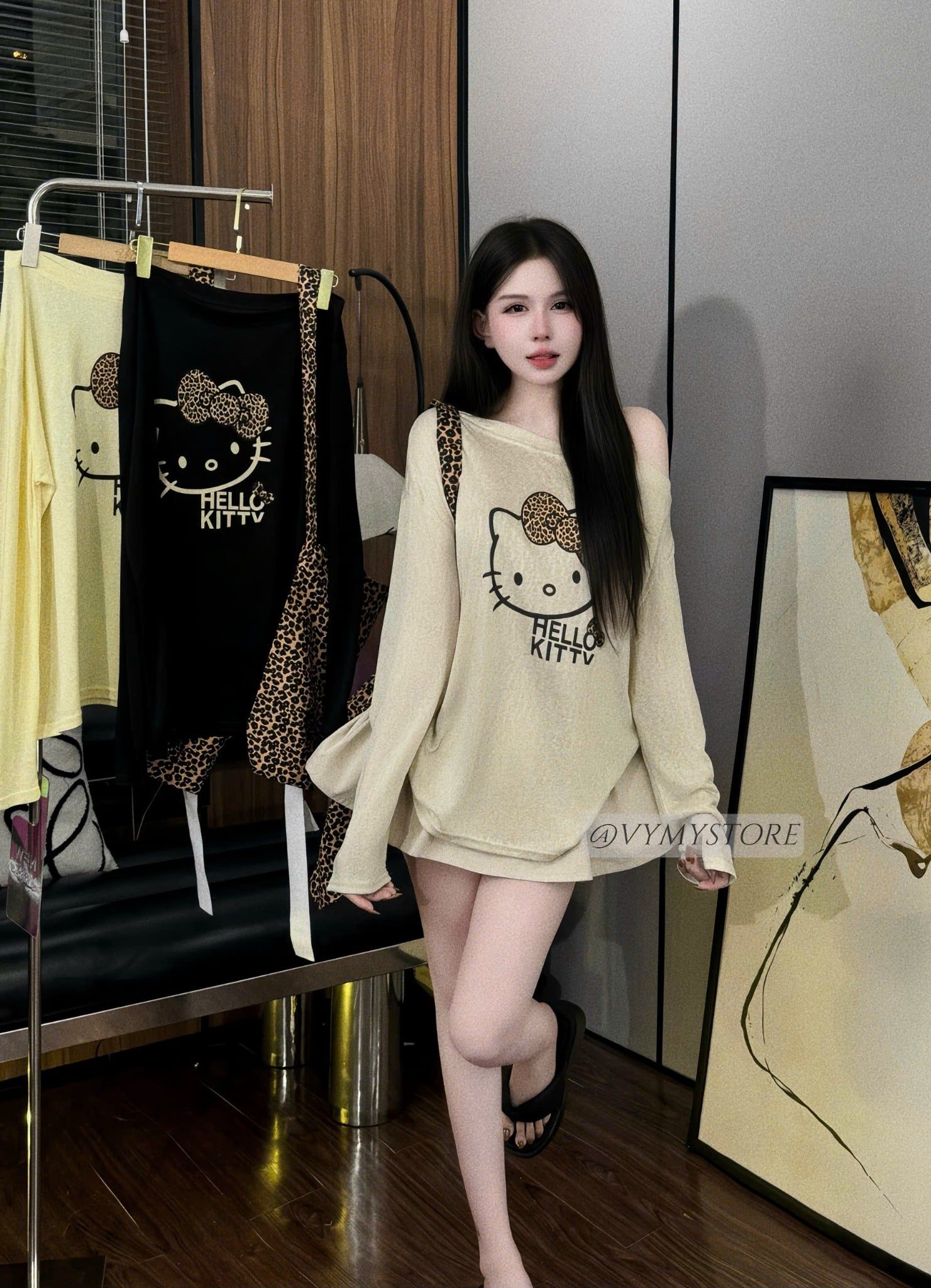  Áo tay dài họa tiết HELLO KITTY kèm túi - BE - E21 