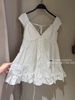 Váy cổ v babydoll dáng xòe chất xô đính cúc - Q169