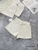  Quần short kaki chicben lai túi chữ thêu - KEM - V98 (EO S<66, M<68, L<72) 