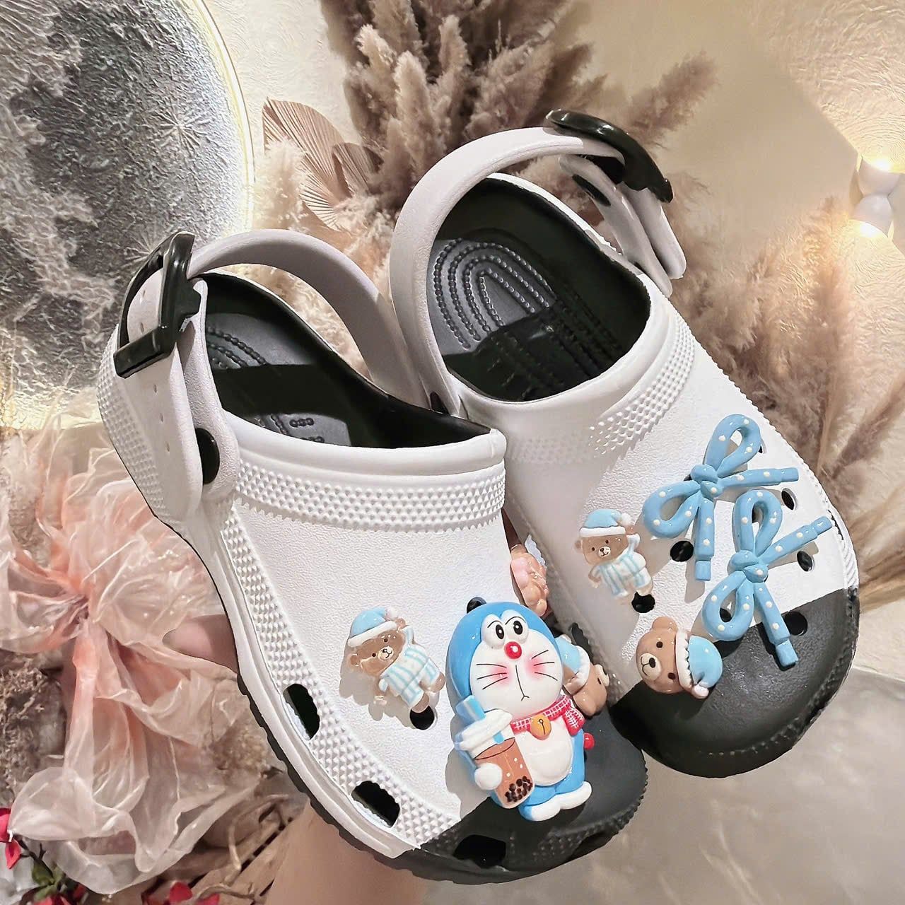  Dép CROSS đục lỗ quai ngang đính charm dễ thương - TRẮNG - G2 
