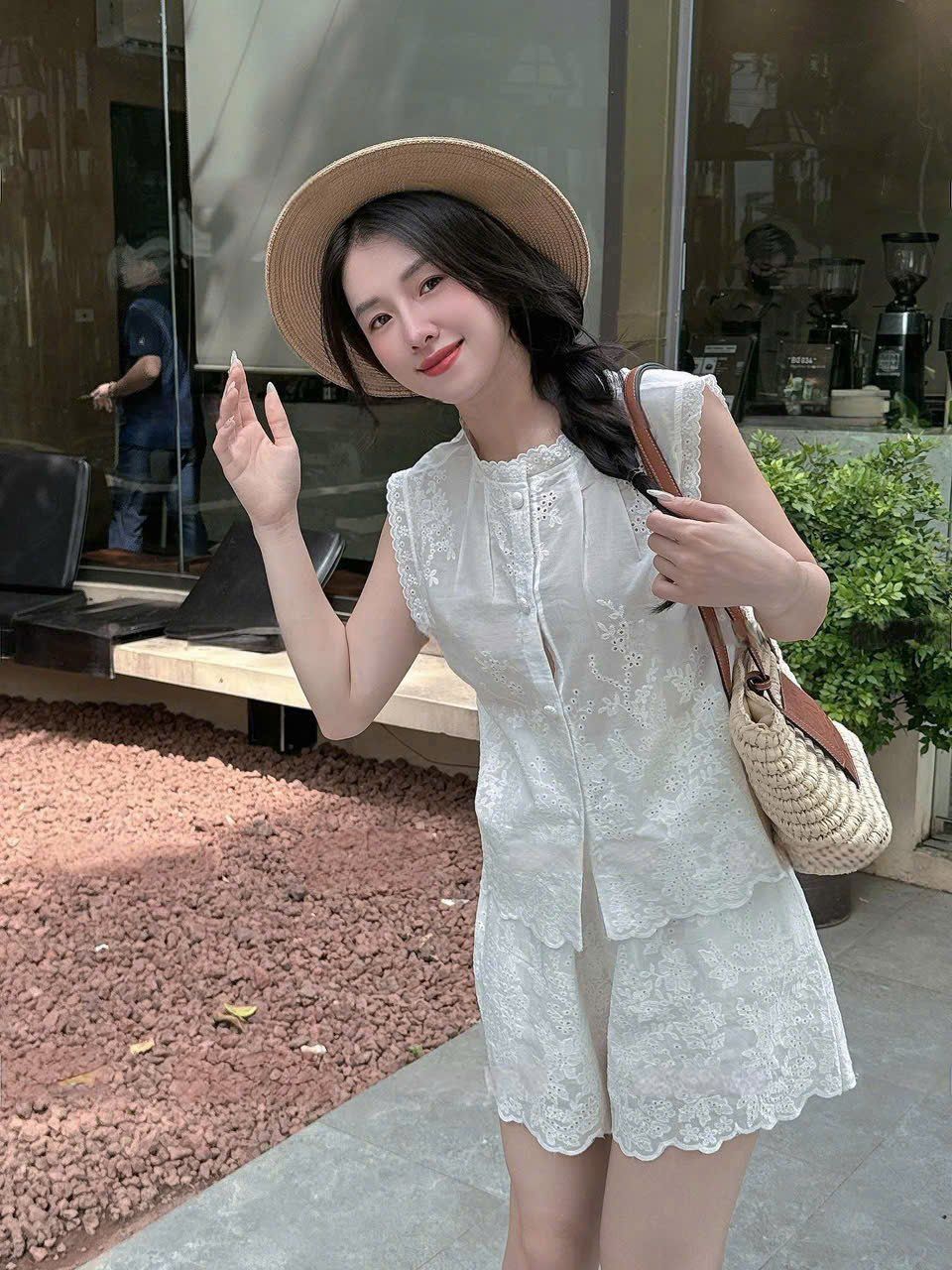 B8L (SET TRẮNG)