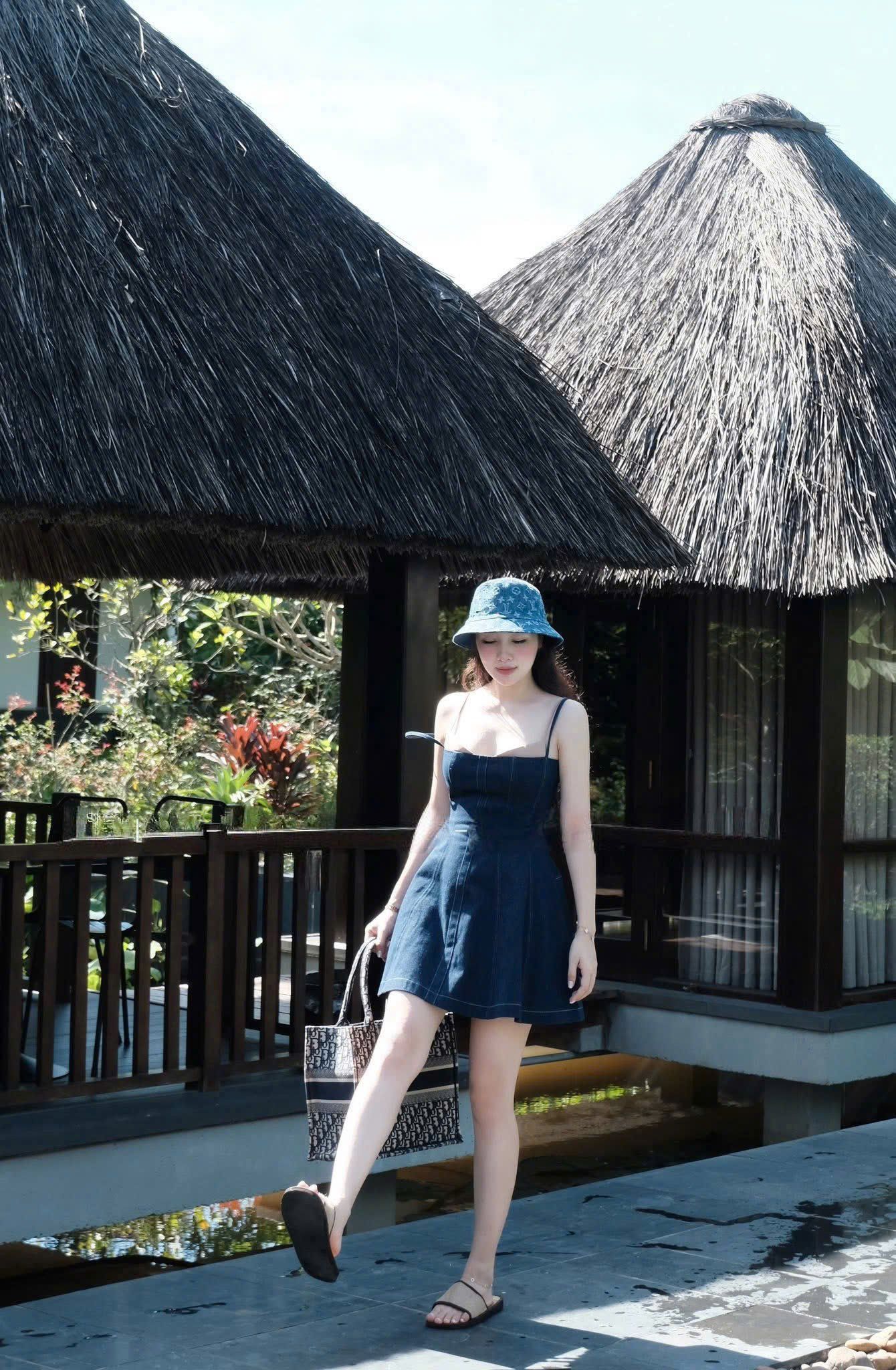 T9L (ĐẦM JEAN)