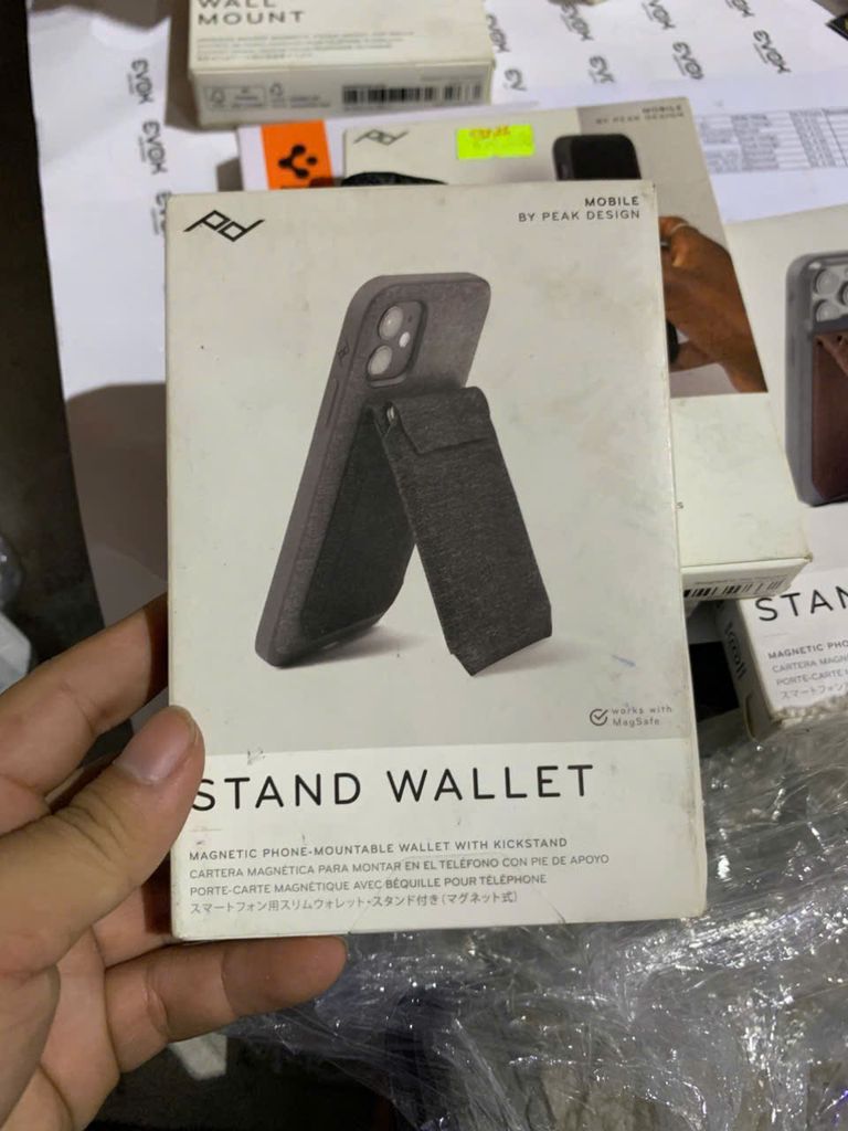 Ví Peak Design Wallet Stand  [[Hàng mới - hộp dơ]