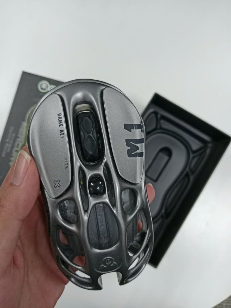 Chuột Gaming Gravastar M1 Pro - Silver Mist [Hàng trưng bày - mờ chữ in]