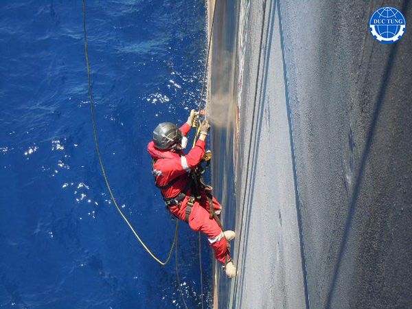  DT00044 – Cleaning and painting of FPSO Lewek Emas external hull using robotic technology – POVO (JOB 2024-217) 